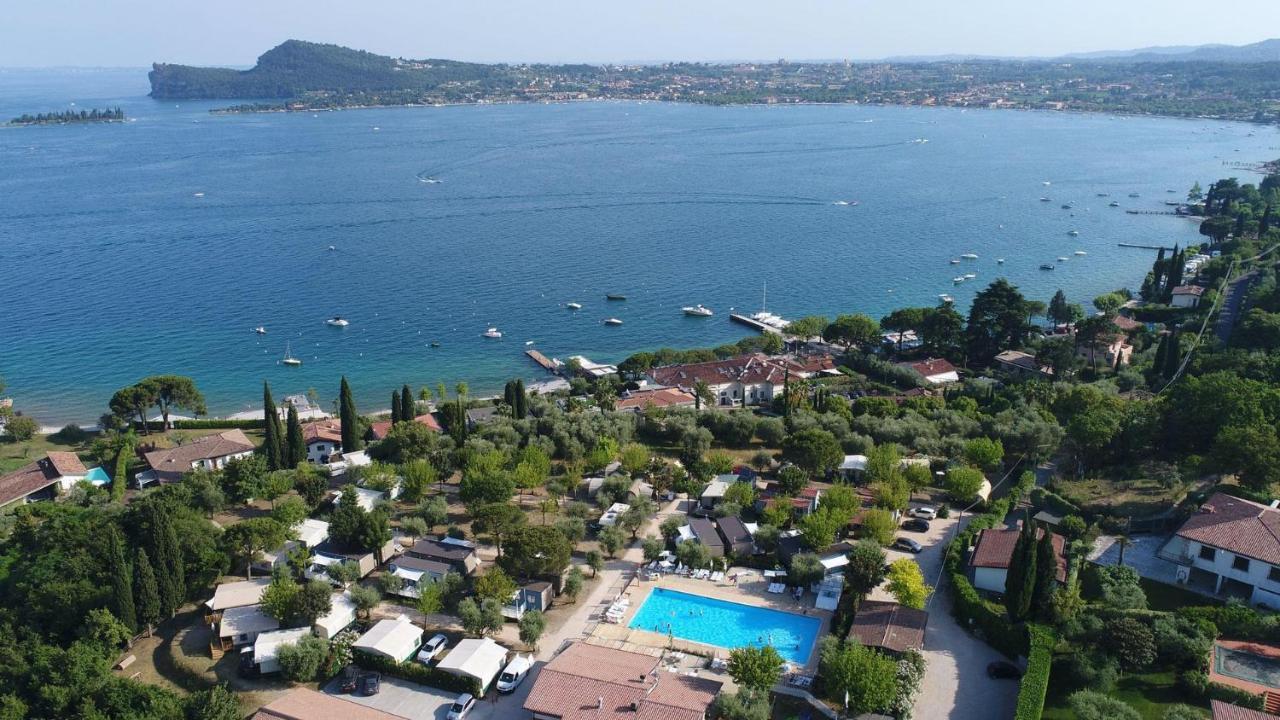 Vacanze Glamping Boutique San Felice del Benaco Ngoại thất bức ảnh