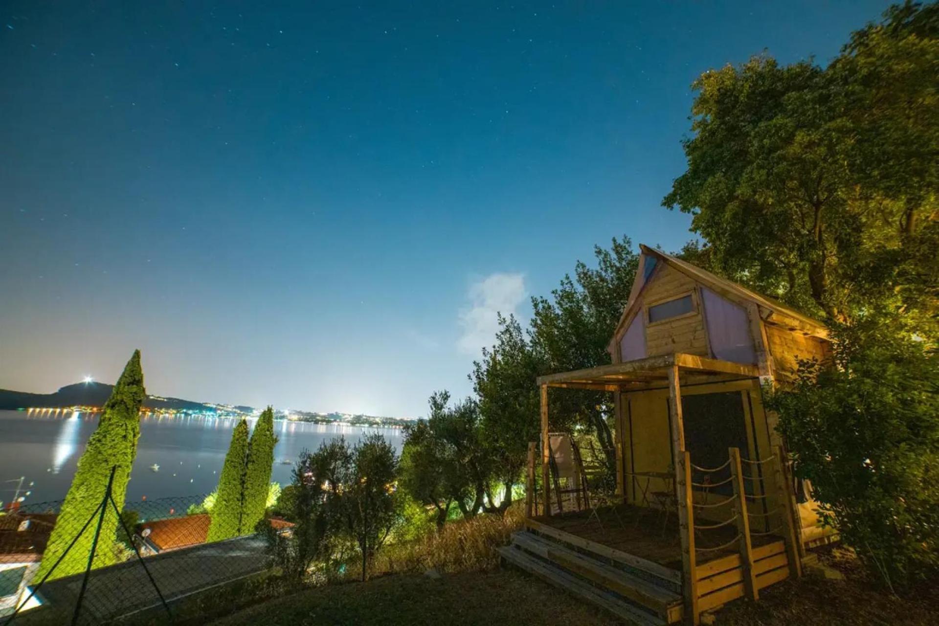 Vacanze Glamping Boutique San Felice del Benaco Ngoại thất bức ảnh