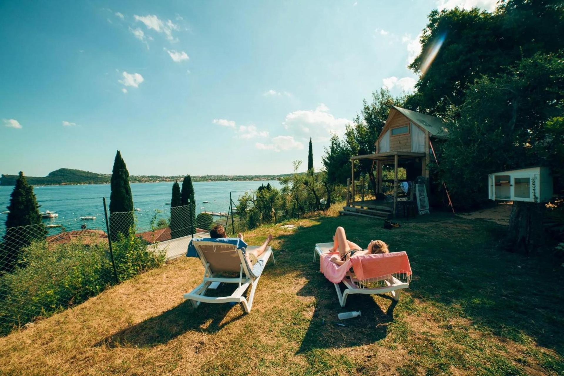 Vacanze Glamping Boutique San Felice del Benaco Ngoại thất bức ảnh