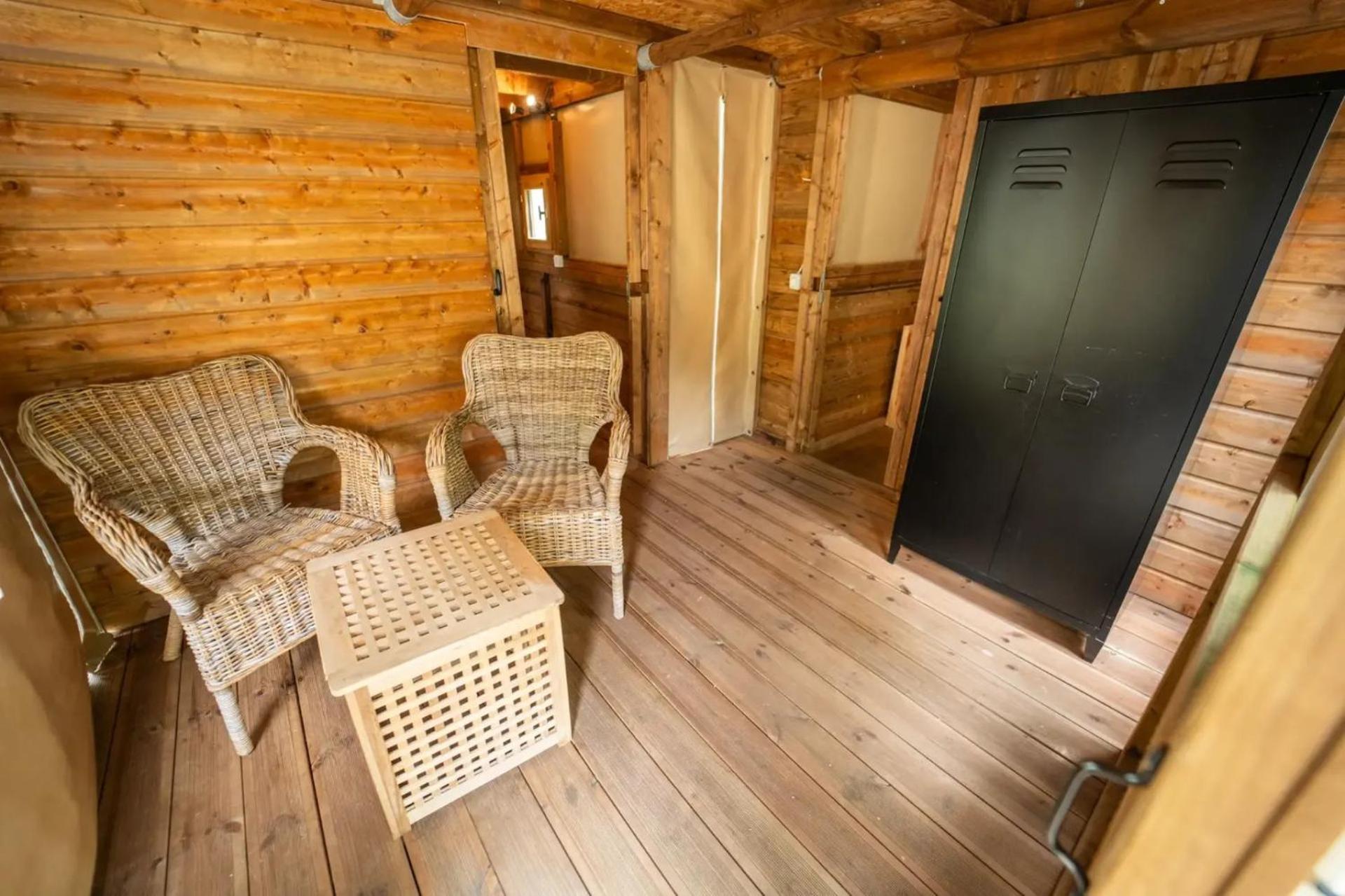Vacanze Glamping Boutique San Felice del Benaco Phòng bức ảnh